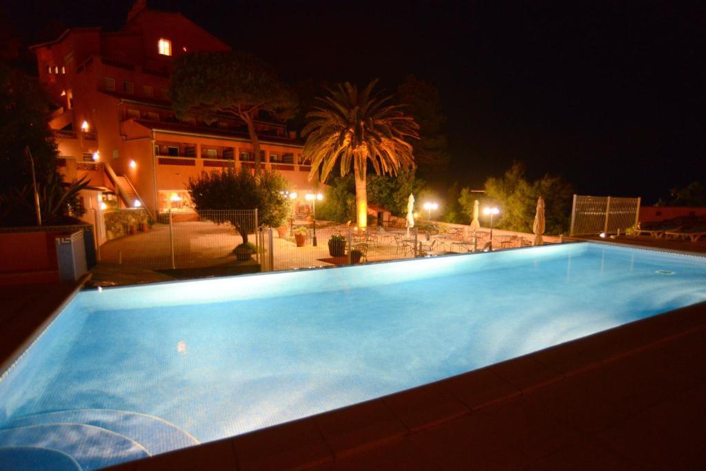 Hotel L'Arapede Коллиур Экстерьер фото